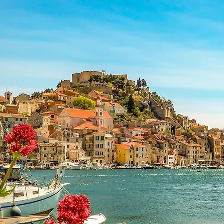 Lana Апартаменты *